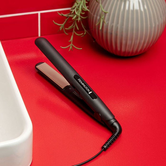 Remington Ceramic Slim Hair Straightener S1510 Iron Heat Control Salon Styler