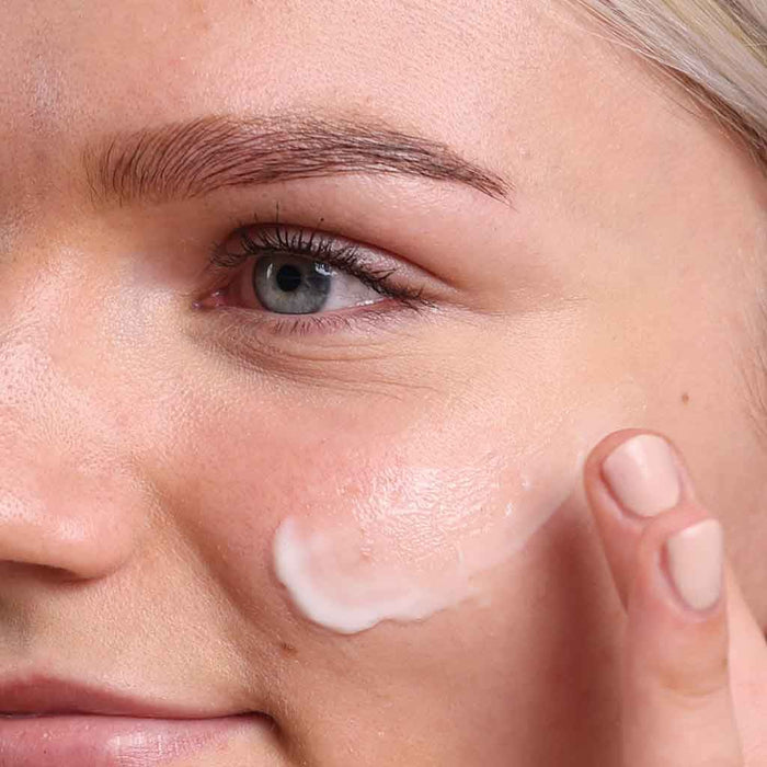 Evolve Beauty Organic True Balance Gel Cream With Peptides 50ml